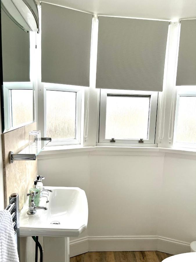 Bythesea Guest house 4*