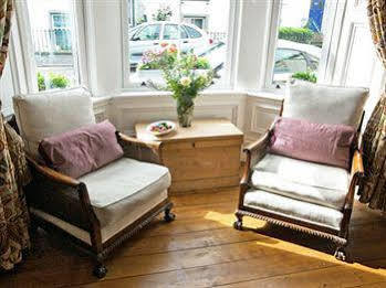 Bythesea Guest house Ayr