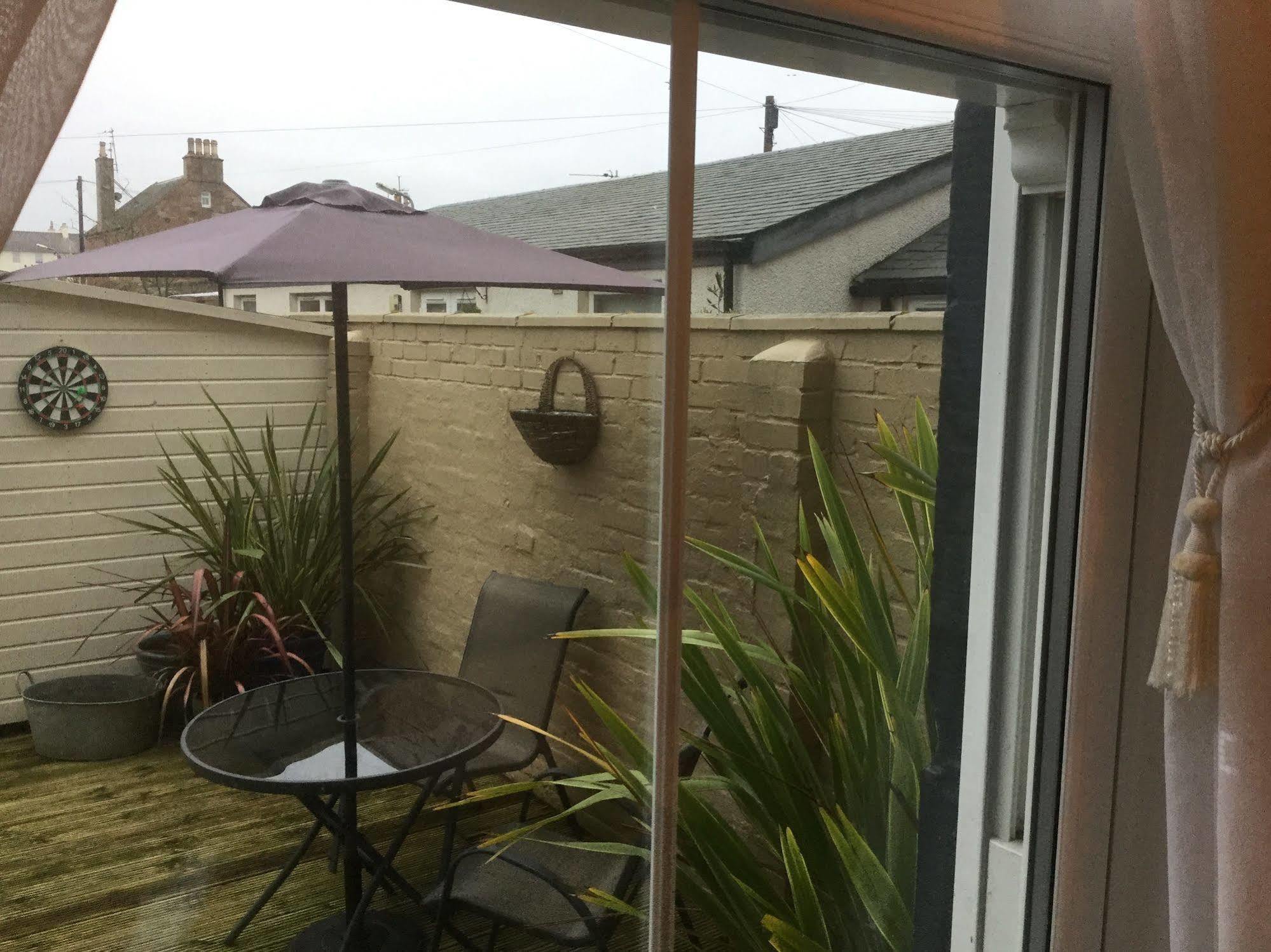 Bythesea Guest house 4*
